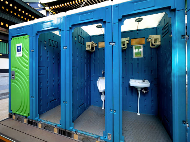 Porta potty delivery and setup in Oroville East, CA